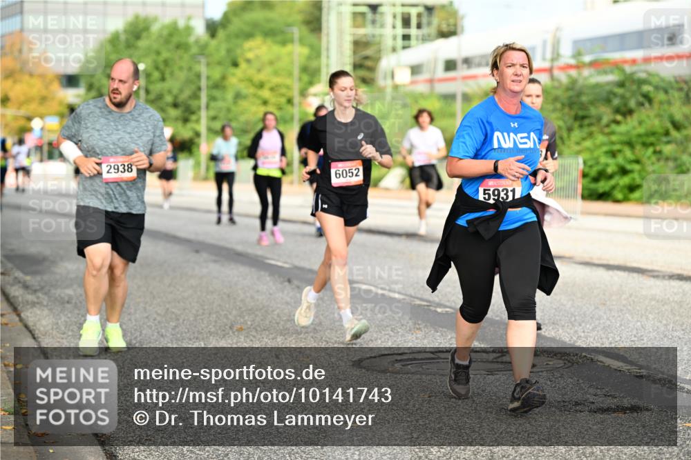 06.09.2026 - CURREX Alsterlauf Dr. Thomas Lammeyer http://msf.ph/oto/10141743 06.09.2026 10:10:51 Laufen 2938, 6052, 5931 meine-sportfotos.de