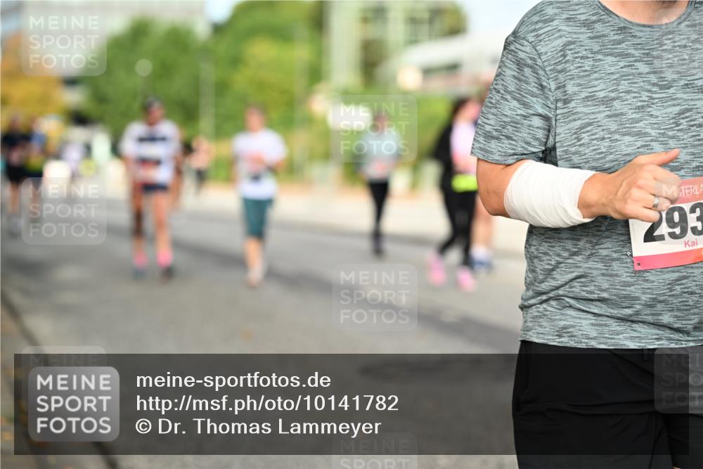 06.09.2026 - CURREX Alsterlauf Dr. Thomas Lammeyer http://msf.ph/oto/10141782 06.09.2026 10:10:55 Laufen 293 meine-sportfotos.de