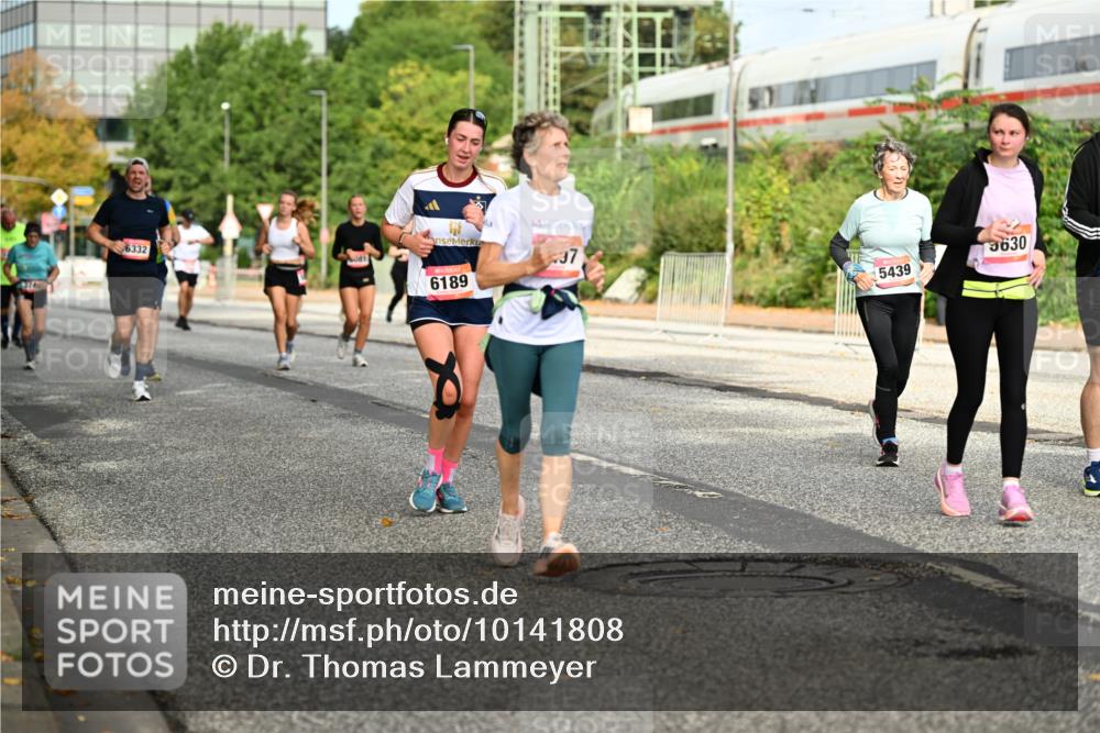 06.09.2026 - CURREX Alsterlauf Dr. Thomas Lammeyer http://msf.ph/oto/10141808 06.09.2026 10:10:58 Laufen 37, 5439, 6332, 6189, 3630 meine-sportfotos.de