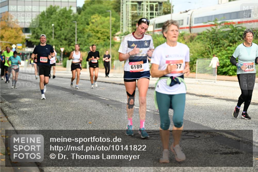 06.09.2026 - CURREX Alsterlauf Dr. Thomas Lammeyer http://msf.ph/oto/10141822 06.09.2026 10:10:59 Laufen 6332, 6189, 439 meine-sportfotos.de