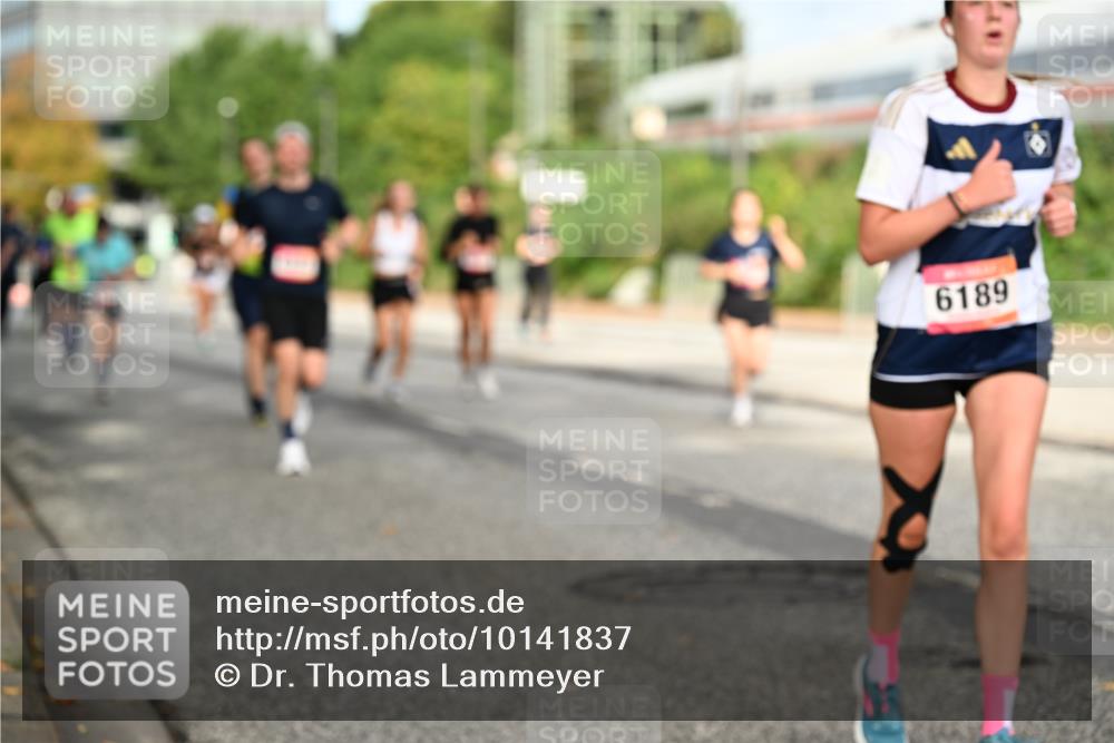 06.09.2026 - CURREX Alsterlauf Dr. Thomas Lammeyer http://msf.ph/oto/10141837 06.09.2026 10:11:00 Laufen 6189 meine-sportfotos.de