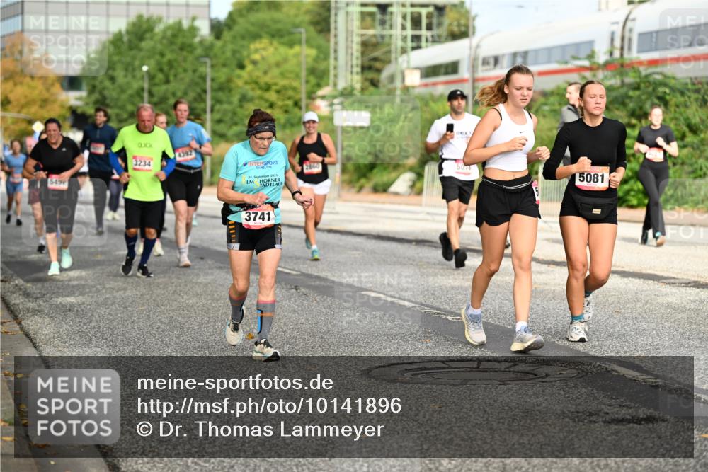 06.09.2026 - CURREX Alsterlauf Dr. Thomas Lammeyer http://msf.ph/oto/10141896 06.09.2026 10:11:06 Laufen 545, 3234, 4392, 24, 2023, 3870, 3741, 507, 5081 meine-sportfotos.de