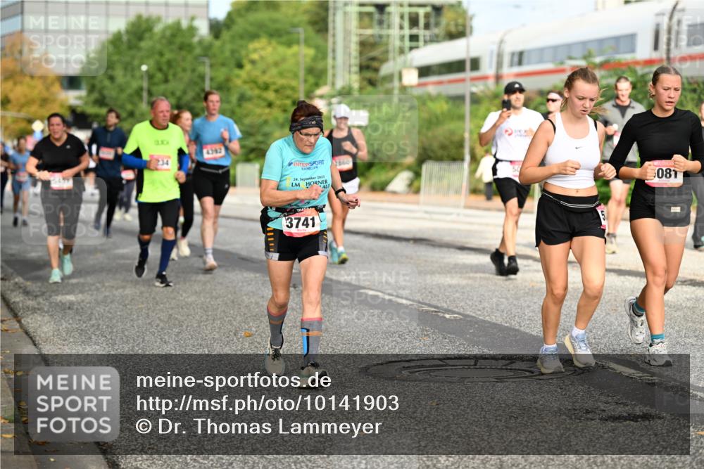 06.09.2026 - CURREX Alsterlauf Dr. Thomas Lammeyer http://msf.ph/oto/10141903 06.09.2026 10:11:07 Laufen 234, 4342, 24, 2023, 1860, 081, 3741 meine-sportfotos.de
