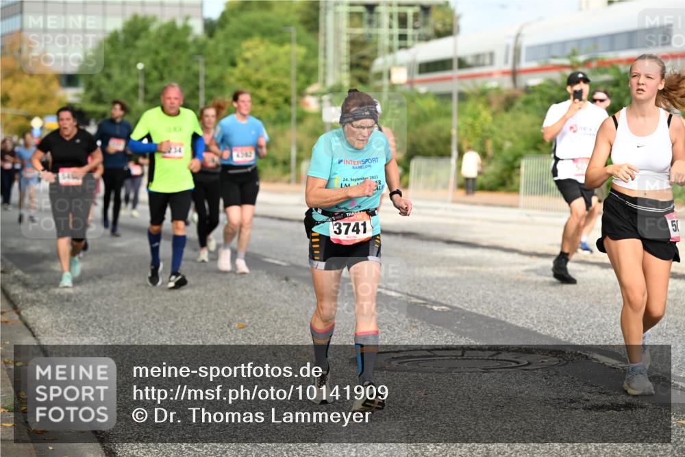06.09.2026 - CURREX Alsterlauf Dr. Thomas Lammeyer http://msf.ph/oto/10141909 06.09.2026 10:11:08 Laufen 24, 2023, 3741, 50 meine-sportfotos.de
