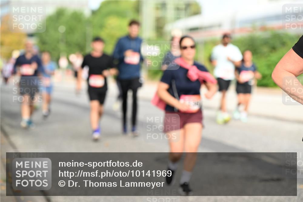 06.09.2026 - CURREX Alsterlauf Dr. Thomas Lammeyer http://msf.ph/oto/10141969 06.09.2026 10:11:14 Laufen  meine-sportfotos.de