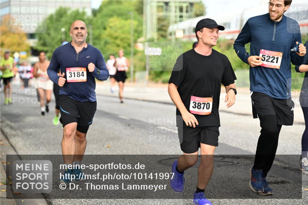06.09.2026 - CURREX Alsterlauf Dr. Thomas Lammeyer http://msf.ph/oto/10141997 06.09.2026 10:11:17 Laufen 3184, 3870, 5221 meine-sportfotos.de