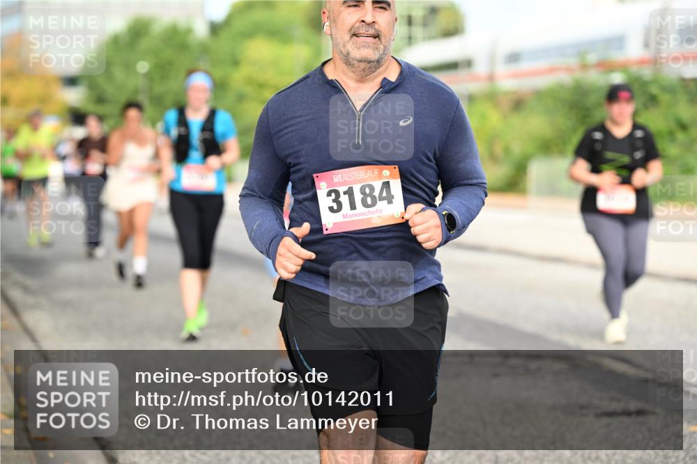 06.09.2026 - CURREX Alsterlauf Dr. Thomas Lammeyer http://msf.ph/oto/10142011 06.09.2026 10:11:18 Laufen 3184 meine-sportfotos.de