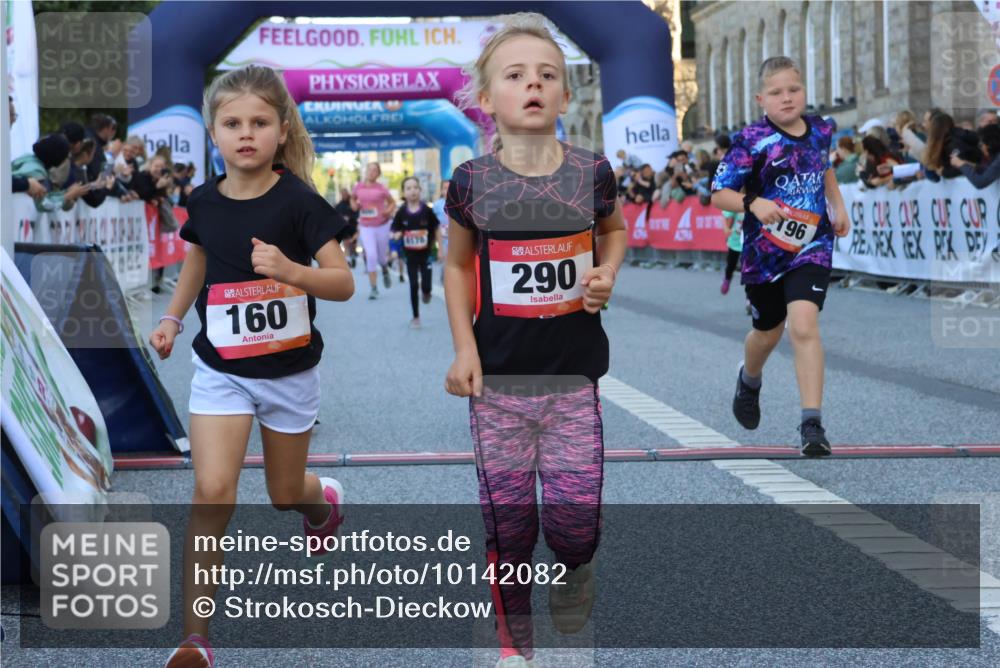 06.09.2026 - CURREX Alsterlauf Strokosch-Dieckow http://msf.ph/oto/10142082 06.09.2026 10:54:59 Ziel 160, 196, 234, 244, 287, 290, 313, 348, 350, 419, 423, 427, 453, 8287 meine-sportfotos.de