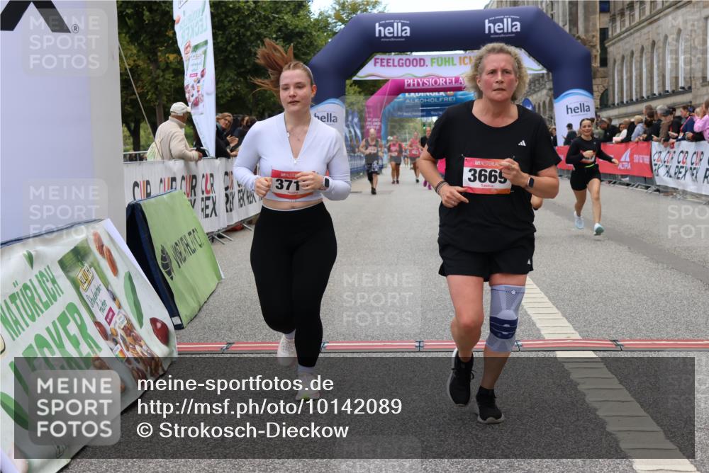 06.09.2026 - CURREX Alsterlauf Strokosch-Dieckow http://msf.ph/oto/10142089 06.09.2026 10:19:25 Ziel 2819, 2837, 3207, 3669, 3713, 4665, 5422, 5426, 5427, 5788, 5795 meine-sportfotos.de