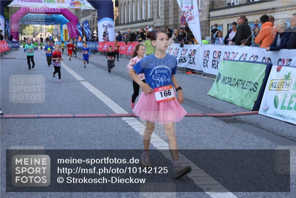 06.09.2026 - CURREX Alsterlauf Strokosch-Dieckow http://msf.ph/oto/10142125 06.09.2026 10:55:34 Ziel 166, 220, 295, 305, 344, 369, 435 meine-sportfotos.de