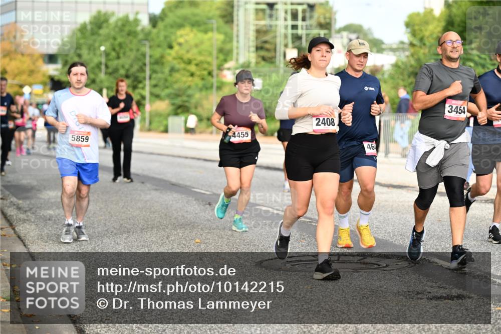 06.09.2026 - CURREX Alsterlauf Dr. Thomas Lammeyer http://msf.ph/oto/10142215 06.09.2026 10:11:39 Laufen 5859, 4455, 2408, 464, 3454 meine-sportfotos.de