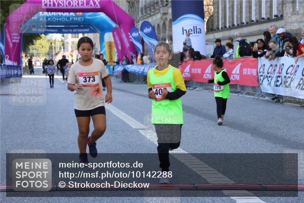 06.09.2026 - CURREX Alsterlauf Strokosch-Dieckow http://msf.ph/oto/10142288 06.09.2026 10:55:59 Ziel 245, 331, 373, 375, 395, 403 meine-sportfotos.de