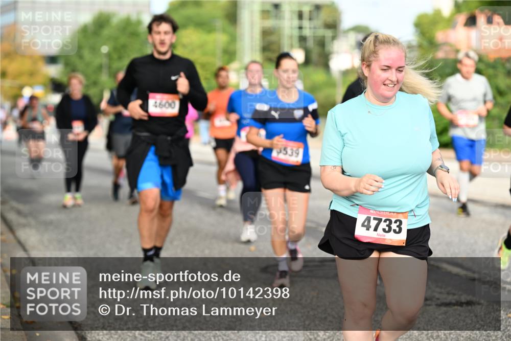 06.09.2026 - CURREX Alsterlauf Dr. Thomas Lammeyer http://msf.ph/oto/10142398 06.09.2026 10:11:58 Laufen 4600, 9539, 4733 meine-sportfotos.de