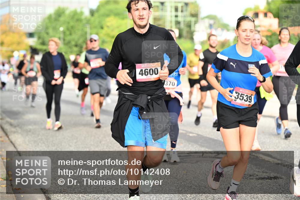 06.09.2026 - CURREX Alsterlauf Dr. Thomas Lammeyer http://msf.ph/oto/10142408 06.09.2026 10:11:59 Laufen 4600, 370, 3539 meine-sportfotos.de