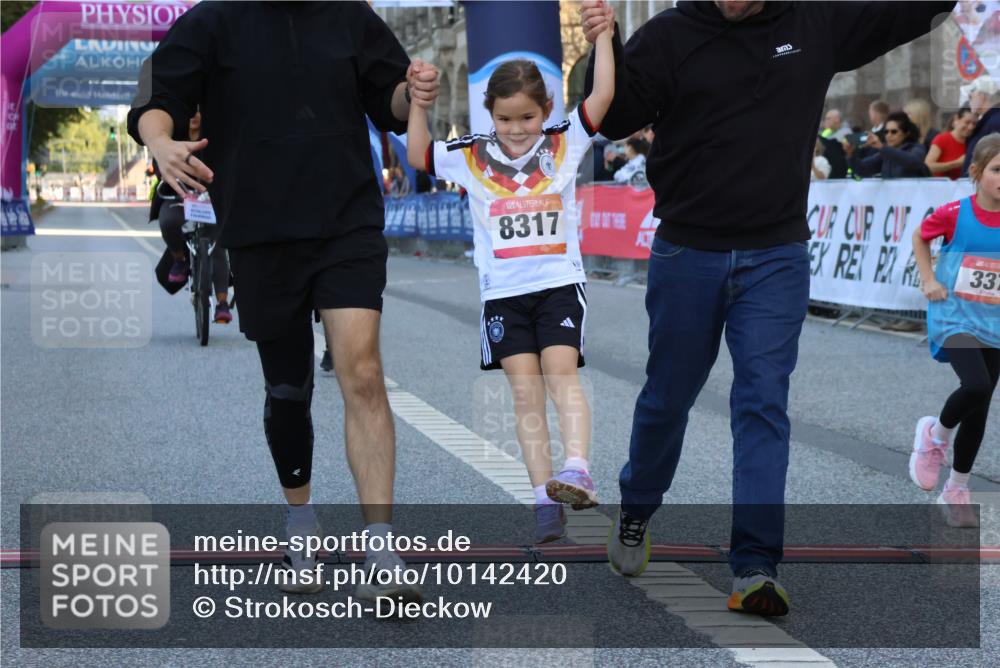 06.09.2026 - CURREX Alsterlauf Strokosch-Dieckow http://msf.ph/oto/10142420 06.09.2026 10:56:23 Ziel 271, 319, 337, 8168, 8317 meine-sportfotos.de