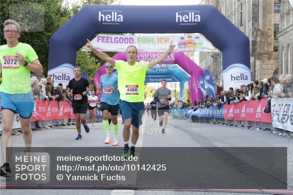 06.09.2026 - CURREX Alsterlauf Yannick Fuchs http://msf.ph/oto/10142425 06.09.2026 09:46:58 Ziel 2072, 2210, 3678, 4311, 4460, 5198, 5705, 5731, 6162, 6255 meine-sportfotos.de