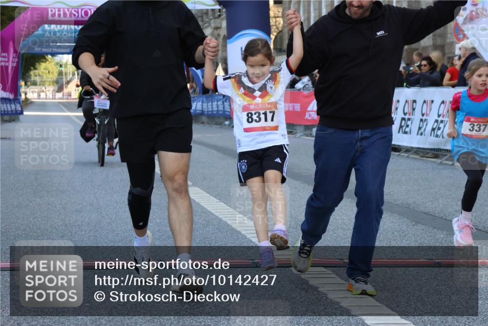06.09.2026 - CURREX Alsterlauf Strokosch-Dieckow http://msf.ph/oto/10142427 06.09.2026 10:56:24 Ziel 271, 319, 337, 8168, 8317 meine-sportfotos.de