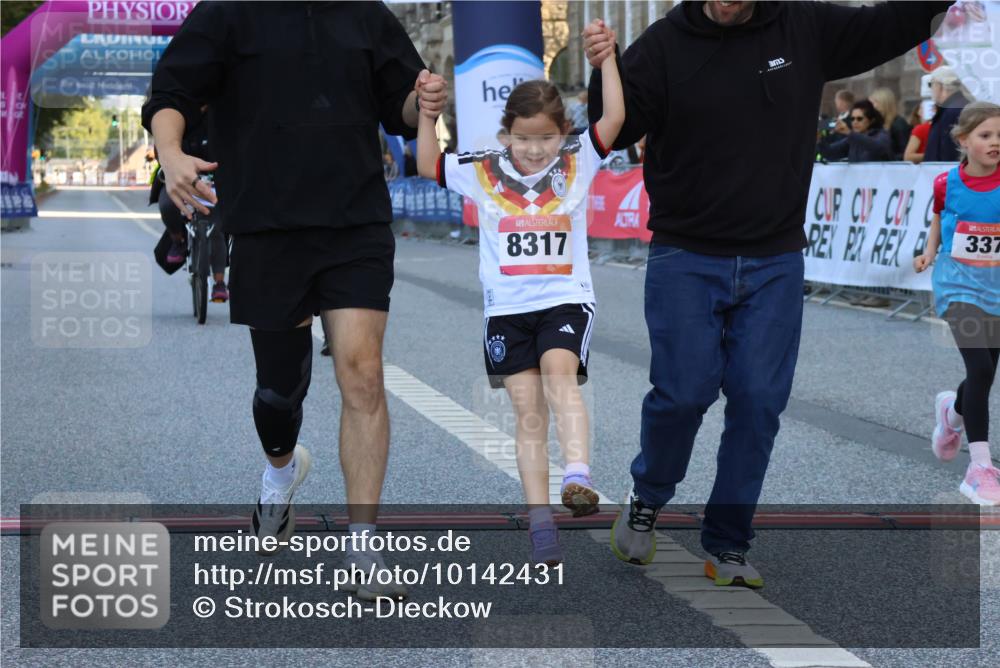 06.09.2026 - CURREX Alsterlauf Strokosch-Dieckow http://msf.ph/oto/10142431 06.09.2026 10:56:24 Ziel 271, 319, 337, 8168, 8317 meine-sportfotos.de