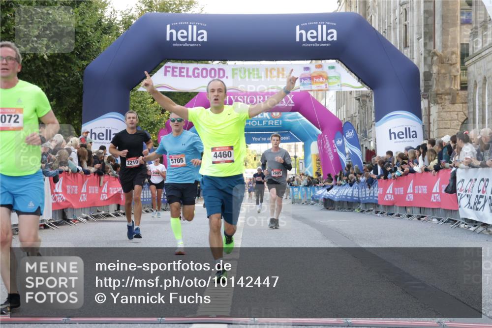 06.09.2026 - CURREX Alsterlauf Yannick Fuchs http://msf.ph/oto/10142447 06.09.2026 09:46:58 Ziel 2072, 2210, 3678, 4311, 4460, 5198, 5705, 5731, 6162, 6255 meine-sportfotos.de