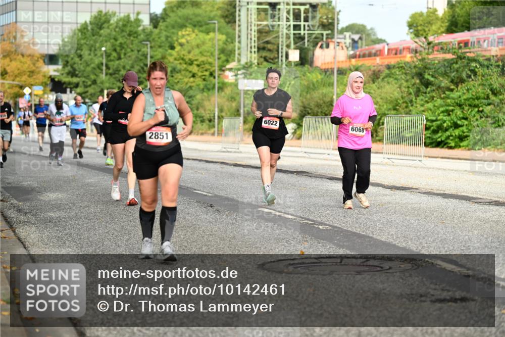 06.09.2026 - CURREX Alsterlauf Dr. Thomas Lammeyer http://msf.ph/oto/10142461 06.09.2026 10:12:05 Laufen 610, 2851, 6022, 6068 meine-sportfotos.de