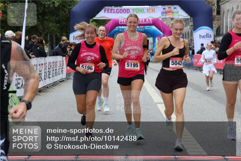 06.09.2026 - CURREX Alsterlauf Strokosch-Dieckow http://msf.ph/oto/10142488 06.09.2026 10:19:36 Ziel 2292, 2293, 3145, 4480, 5042, 5043, 5195, 5196, 5376, 5648 meine-sportfotos.de
