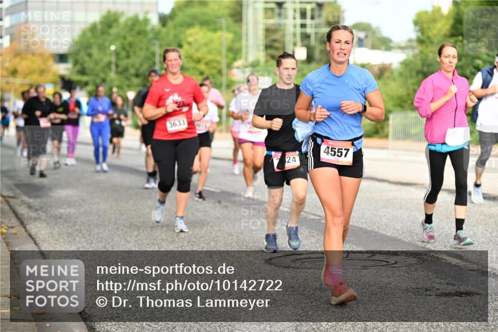 06.09.2026 - CURREX Alsterlauf Dr. Thomas Lammeyer http://msf.ph/oto/10142722 06.09.2026 10:12:31 Laufen 3633, 24, 4557 meine-sportfotos.de