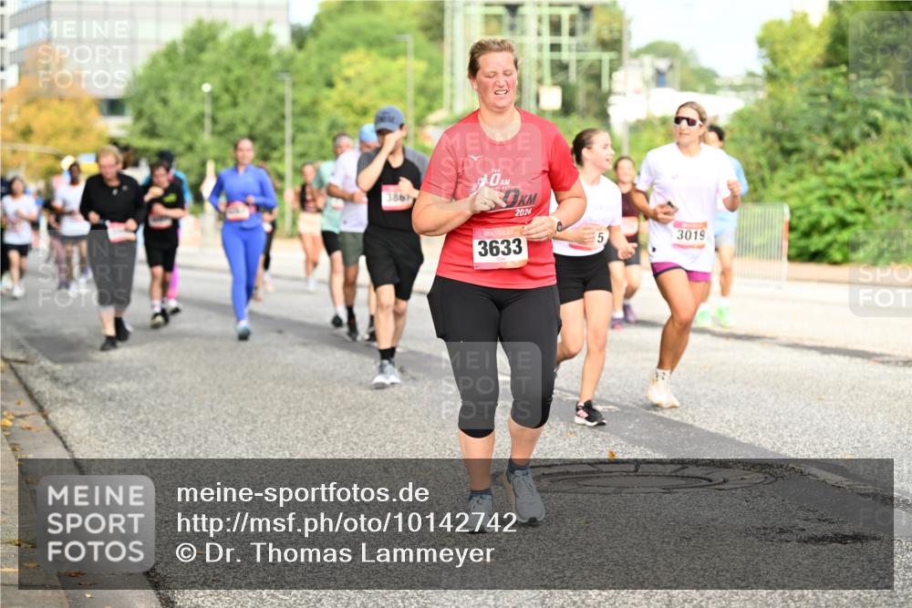 06.09.2026 - CURREX Alsterlauf Dr. Thomas Lammeyer http://msf.ph/oto/10142742 06.09.2026 10:12:33 Laufen 3867, 2026, 3633, 5, 3019 meine-sportfotos.de