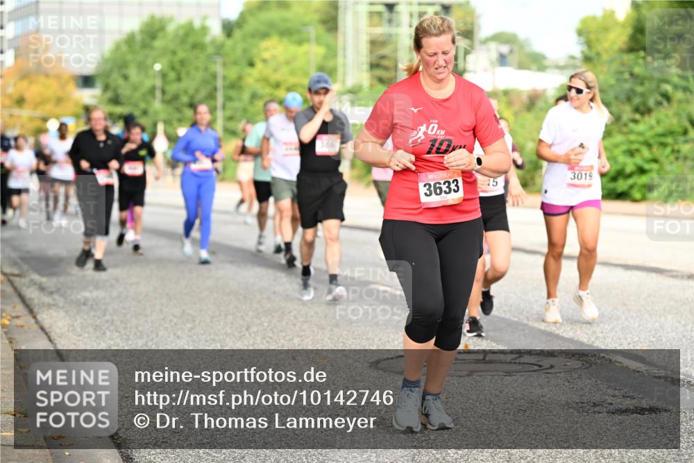 06.09.2026 - CURREX Alsterlauf Dr. Thomas Lammeyer http://msf.ph/oto/10142746 06.09.2026 10:12:34 Laufen 10, 3633, 15, 3019 meine-sportfotos.de
