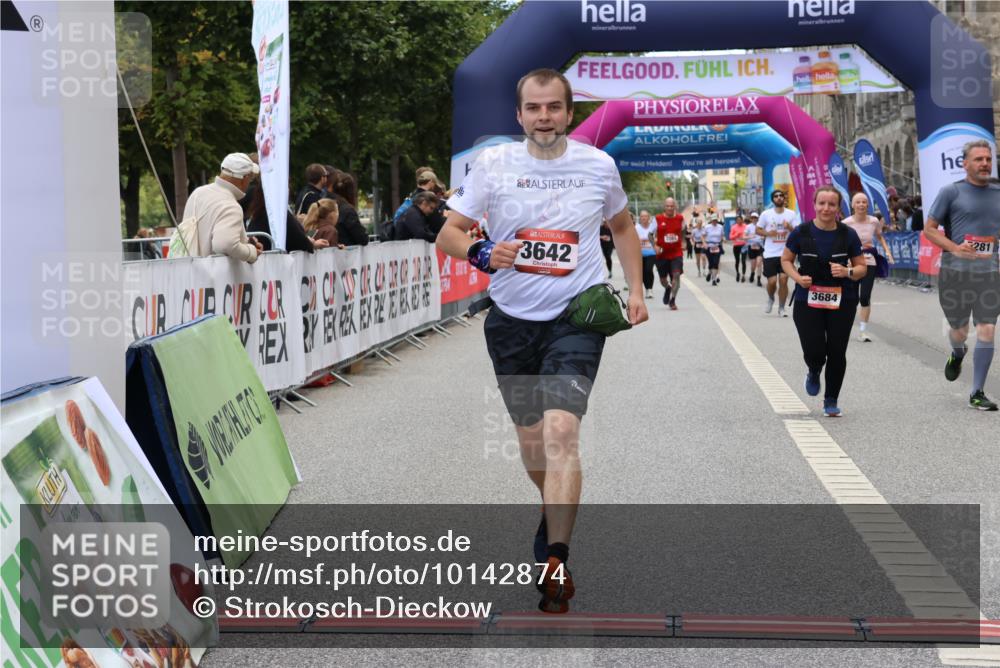 06.09.2026 - CURREX Alsterlauf Strokosch-Dieckow http://msf.ph/oto/10142874 06.09.2026 10:19:45 Ziel 3621, 3642, 3684, 4480, 5281 meine-sportfotos.de