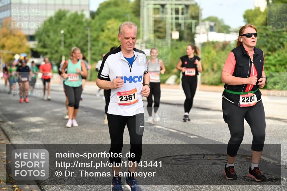 06.09.2026 - CURREX Alsterlauf Dr. Thomas Lammeyer http://msf.ph/oto/10143441 06.09.2026 10:14:04 Laufen 3672, 2381, 2287 meine-sportfotos.de