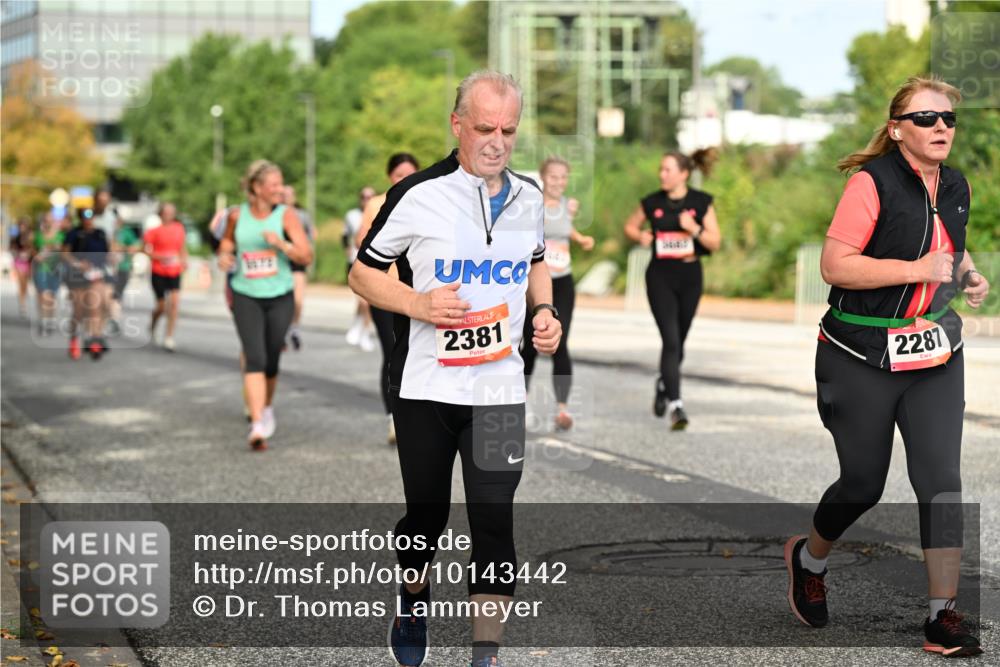 06.09.2026 - CURREX Alsterlauf Dr. Thomas Lammeyer http://msf.ph/oto/10143442 06.09.2026 10:14:04 Laufen 2381, 2287 meine-sportfotos.de