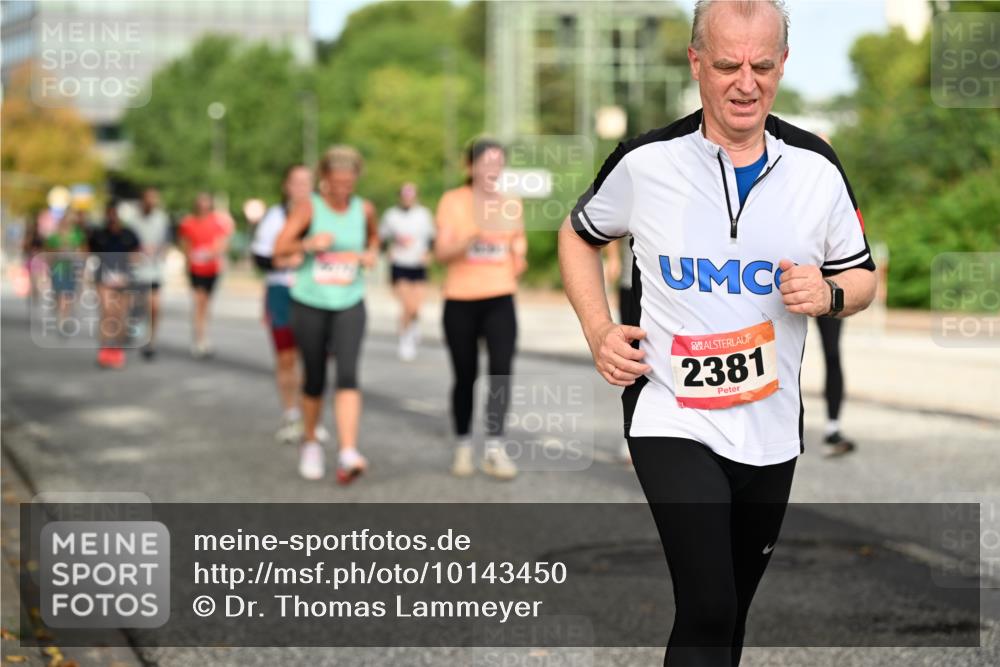 06.09.2026 - CURREX Alsterlauf Dr. Thomas Lammeyer http://msf.ph/oto/10143450 06.09.2026 10:14:05 Laufen 2381 meine-sportfotos.de