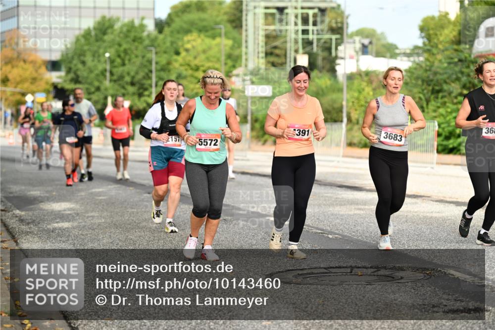 06.09.2026 - CURREX Alsterlauf Dr. Thomas Lammeyer http://msf.ph/oto/10143460 06.09.2026 10:14:06 Laufen 157, 5572, 391, 3683, 368 meine-sportfotos.de