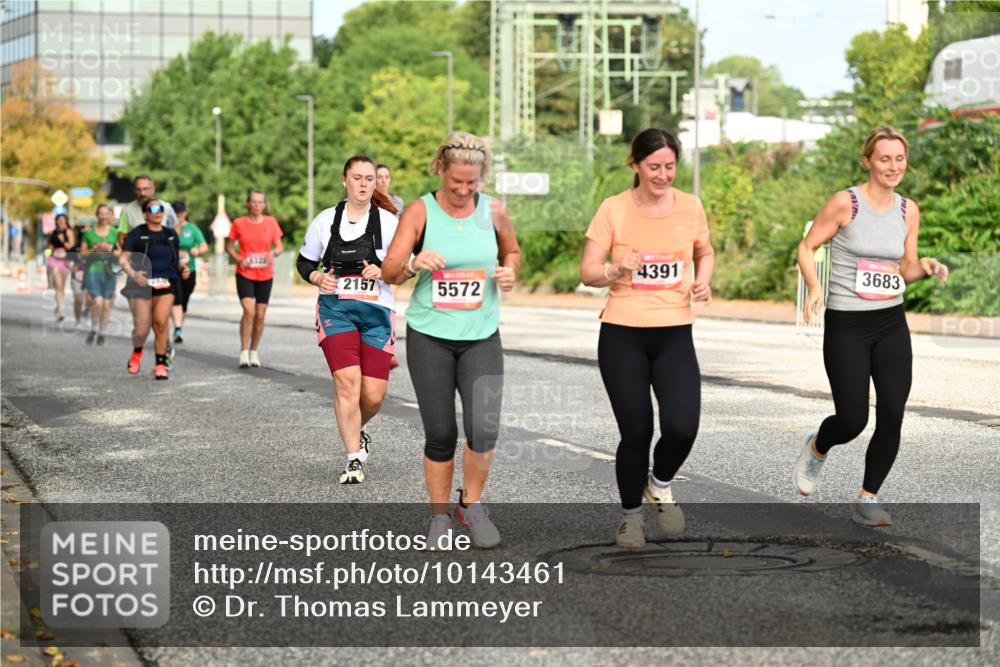 06.09.2026 - CURREX Alsterlauf Dr. Thomas Lammeyer http://msf.ph/oto/10143461 06.09.2026 10:14:06 Laufen 4391, 3683, 2157, 5572 meine-sportfotos.de