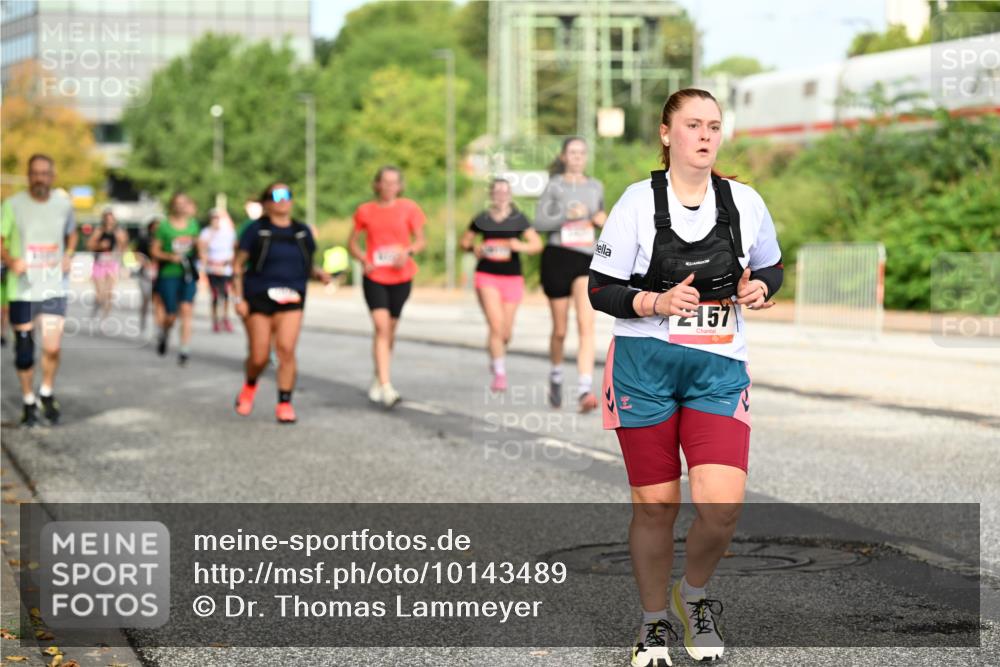 06.09.2026 - CURREX Alsterlauf Dr. Thomas Lammeyer http://msf.ph/oto/10143489 06.09.2026 10:14:09 Laufen 157 meine-sportfotos.de