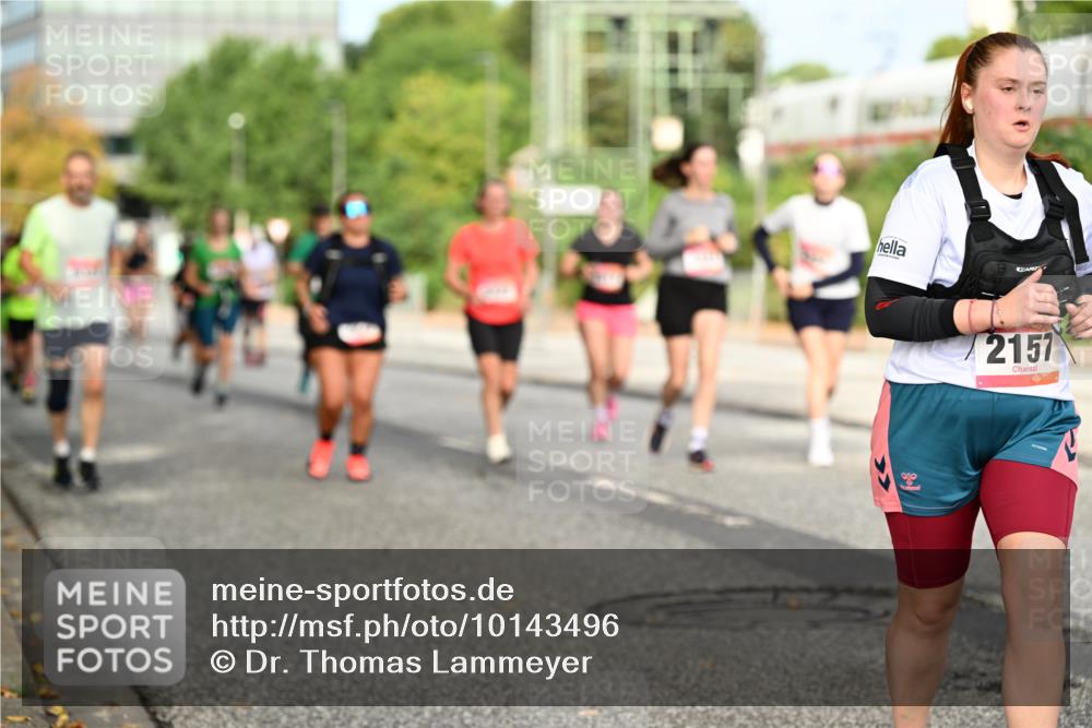 06.09.2026 - CURREX Alsterlauf Dr. Thomas Lammeyer http://msf.ph/oto/10143496 06.09.2026 10:14:10 Laufen 2157 meine-sportfotos.de