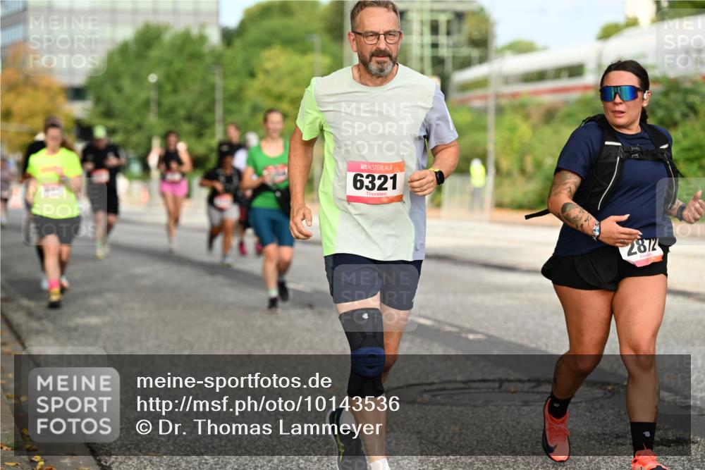 06.09.2026 - CURREX Alsterlauf Dr. Thomas Lammeyer http://msf.ph/oto/10143536 06.09.2026 10:14:14 Laufen 6321, 2872 meine-sportfotos.de