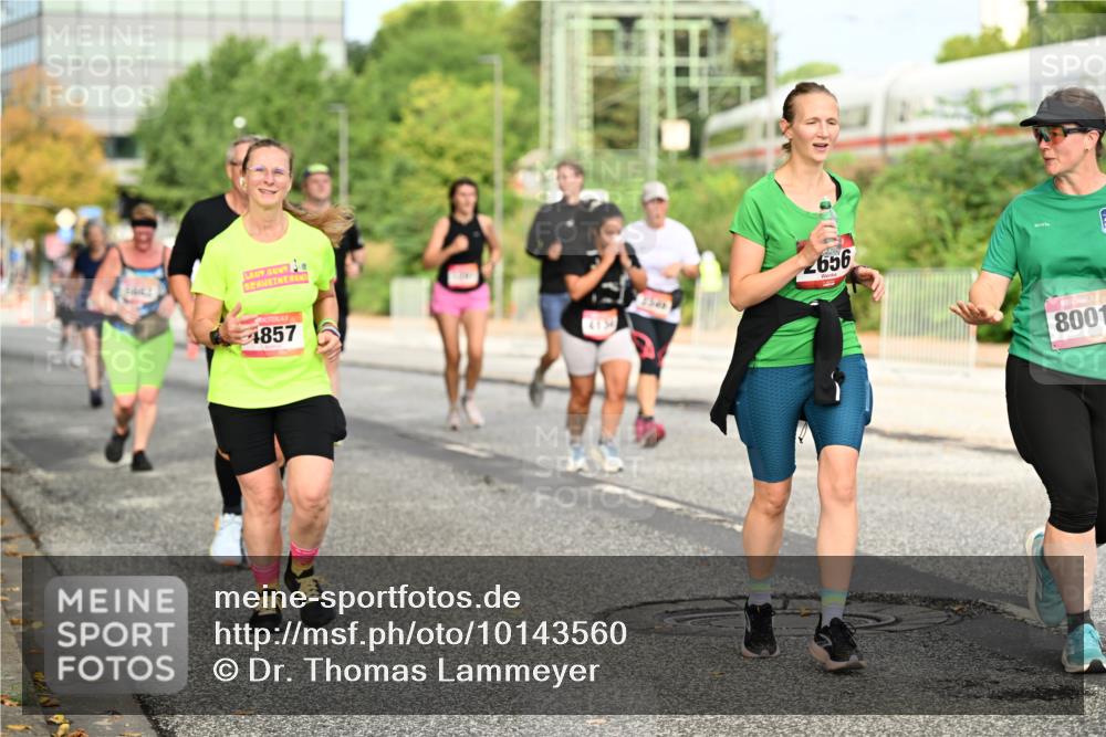 06.09.2026 - CURREX Alsterlauf Dr. Thomas Lammeyer http://msf.ph/oto/10143560 06.09.2026 10:14:17 Laufen 4857, 4134, 656, 8001 meine-sportfotos.de