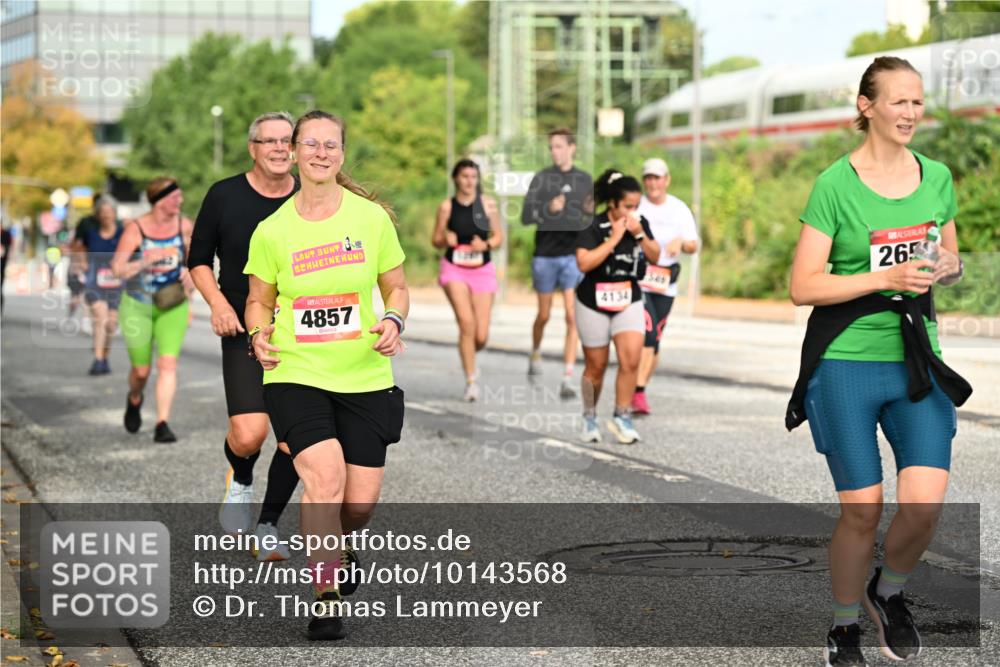 06.09.2026 - CURREX Alsterlauf Dr. Thomas Lammeyer http://msf.ph/oto/10143568 06.09.2026 10:14:18 Laufen 4857, 4134, 265 meine-sportfotos.de