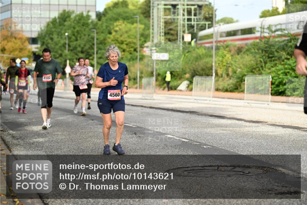 06.09.2026 - CURREX Alsterlauf Dr. Thomas Lammeyer http://msf.ph/oto/10143621 06.09.2026 10:14:24 Laufen 4102, 4560 meine-sportfotos.de