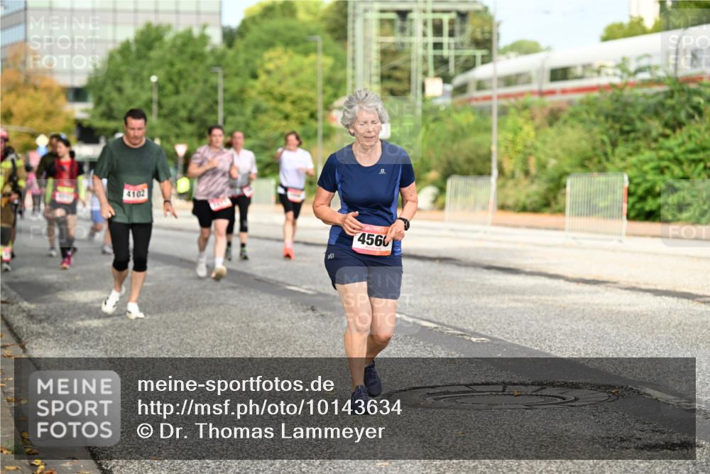 06.09.2026 - CURREX Alsterlauf Dr. Thomas Lammeyer http://msf.ph/oto/10143634 06.09.2026 10:14:26 Laufen 4102, 4560 meine-sportfotos.de