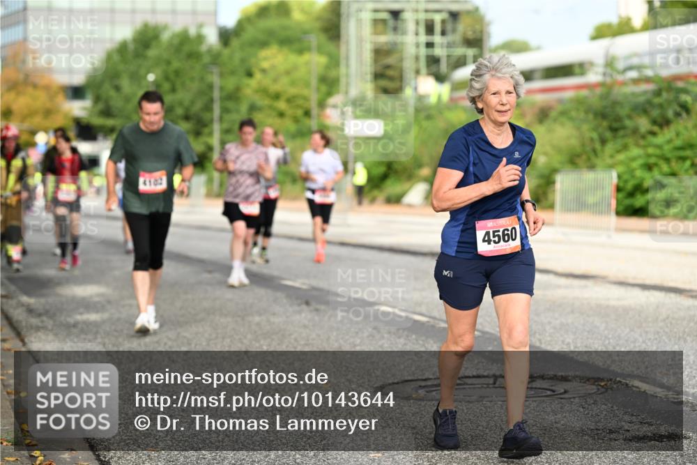 06.09.2026 - CURREX Alsterlauf Dr. Thomas Lammeyer http://msf.ph/oto/10143644 06.09.2026 10:14:27 Laufen 4102, 4560 meine-sportfotos.de
