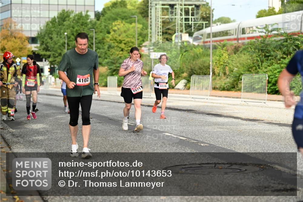 06.09.2026 - CURREX Alsterlauf Dr. Thomas Lammeyer http://msf.ph/oto/10143653 06.09.2026 10:14:28 Laufen 8257, 4102, 2271, 4406 meine-sportfotos.de