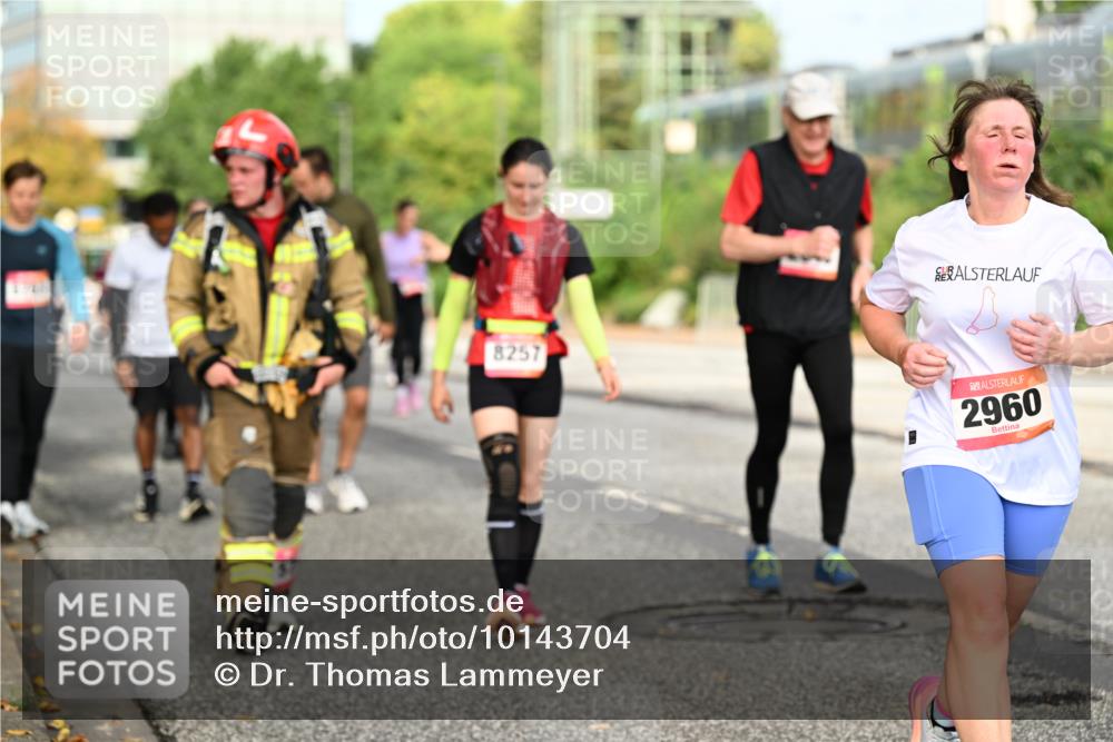 06.09.2026 - CURREX Alsterlauf Dr. Thomas Lammeyer http://msf.ph/oto/10143704 06.09.2026 10:14:36 Laufen 8257, 2960 meine-sportfotos.de