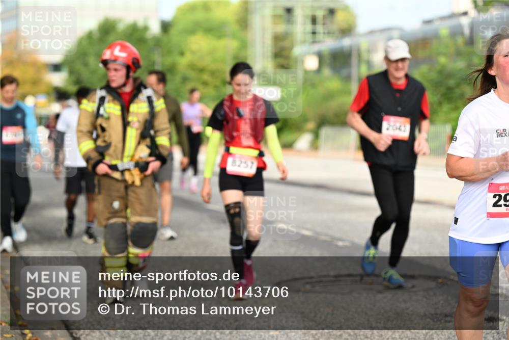 06.09.2026 - CURREX Alsterlauf Dr. Thomas Lammeyer http://msf.ph/oto/10143706 06.09.2026 10:14:36 Laufen 8257, 2043, 29 meine-sportfotos.de