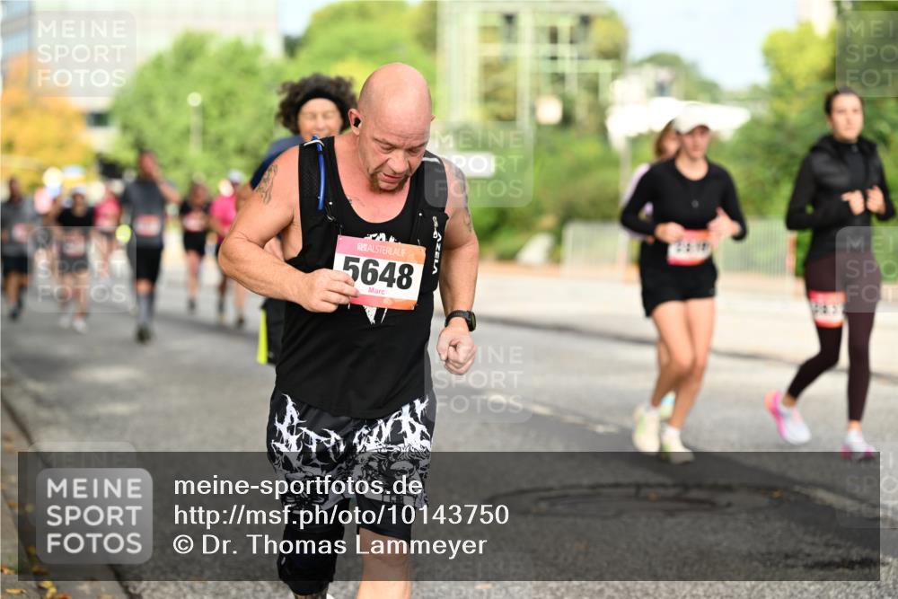 06.09.2026 - CURREX Alsterlauf Dr. Thomas Lammeyer http://msf.ph/oto/10143750 06.09.2026 10:14:46 Laufen 5648 meine-sportfotos.de