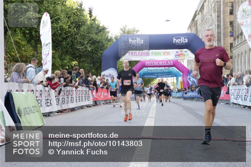 06.09.2026 - CURREX Alsterlauf Yannick Fuchs http://msf.ph/oto/10143803 06.09.2026 09:47:18 Ziel 2106, 2807, 4306, 4598, 5403, 5417, 5877, 6172 meine-sportfotos.de