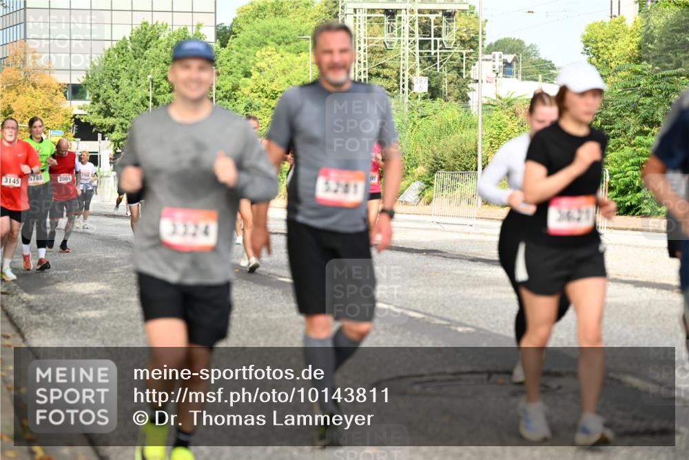 06.09.2026 - CURREX Alsterlauf Dr. Thomas Lammeyer http://msf.ph/oto/10143811 06.09.2026 10:14:56 Laufen 3145, 5788, 2084, 3769, 3324, 95 meine-sportfotos.de
