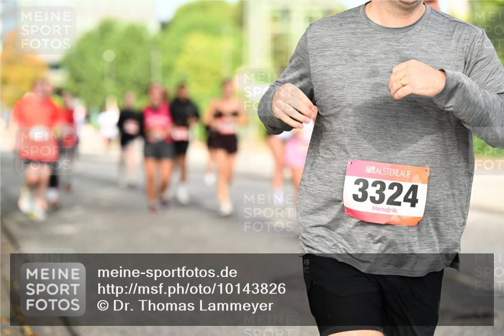 06.09.2026 - CURREX Alsterlauf Dr. Thomas Lammeyer http://msf.ph/oto/10143826 06.09.2026 10:14:57 Laufen 3324 meine-sportfotos.de
