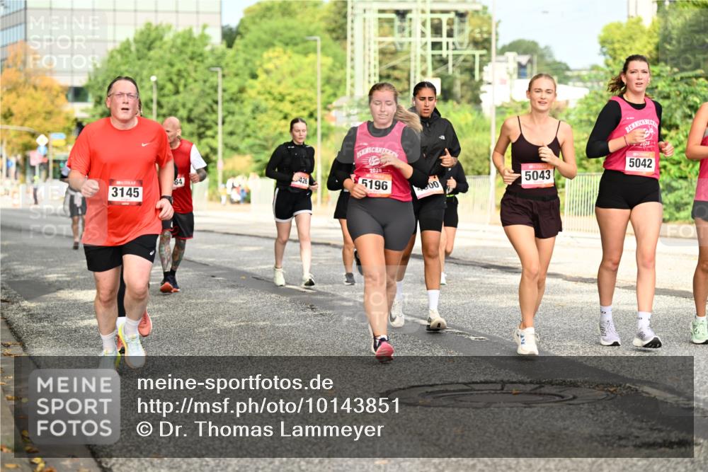 06.09.2026 - CURREX Alsterlauf Dr. Thomas Lammeyer http://msf.ph/oto/10143851 06.09.2026 10:15:00 Laufen 3145, 84, 426, 2026, 5196, 00, 5043, 5042 meine-sportfotos.de